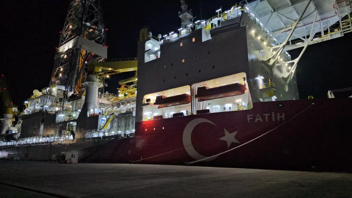 Bakan Bayraktar: Karadeniz’deki doğal gaz üretimini 9 milyon metreküpe çıkarmayı hedefliyoruz