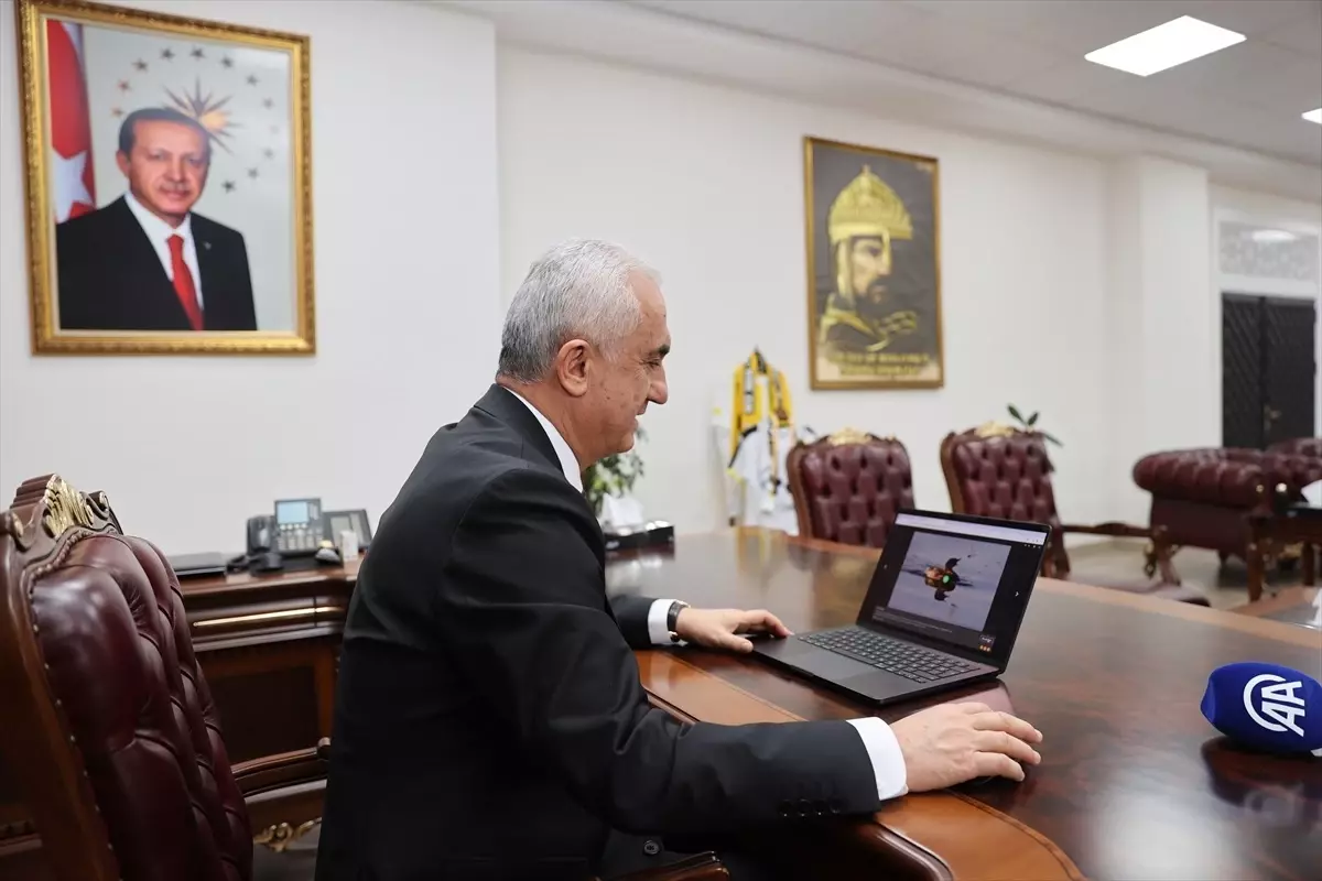 Vali Çakır, Yılın Kareleri Oylamasına Katıldı