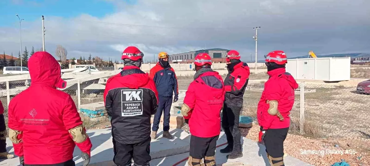 Eskişehir Teknik Üniversitesi ve Tepebaşı Belediyesi’nden Arama Kurtarma Eğitimi