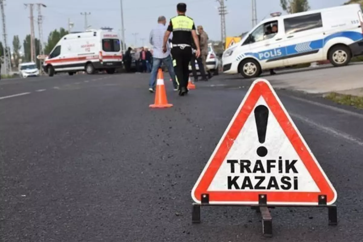 Kars’ta trafik kazası! 2 kişi hayatını kaybetti