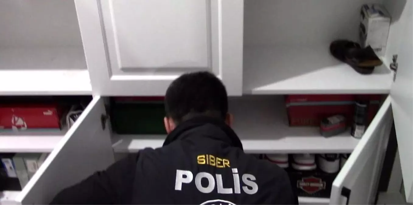 Siber Dolandırıcılık Operasyonunda 12 Gözaltı